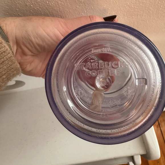 Starbucks // Holiday 2011 Tumbler with Color Changing Straw - Picture 3 of 3